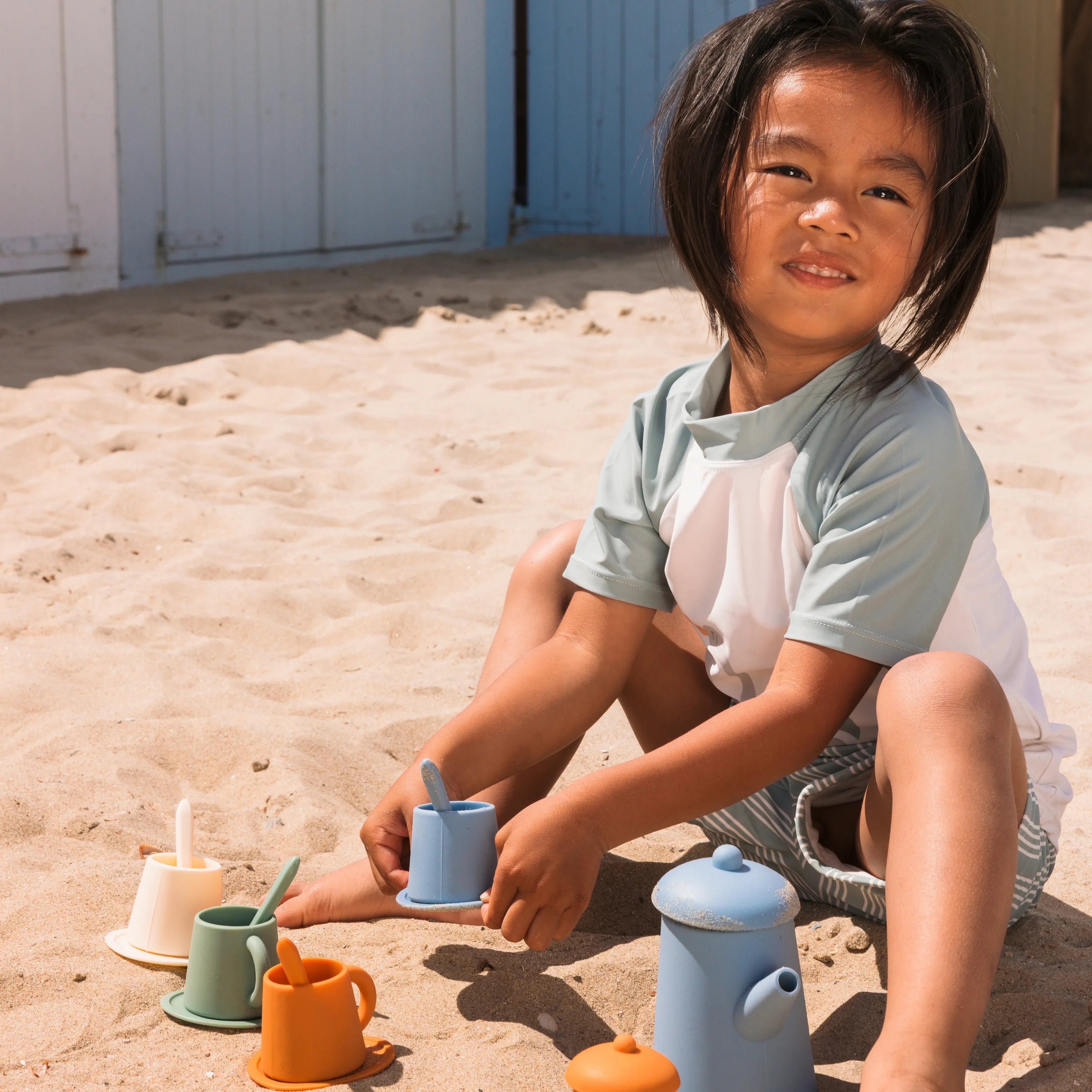 Beach Toys - Multicolor - Pure Tones