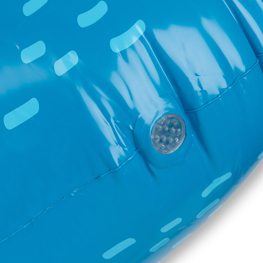 Inflatable Water Sprayer - Blue Whale - Dreamscape