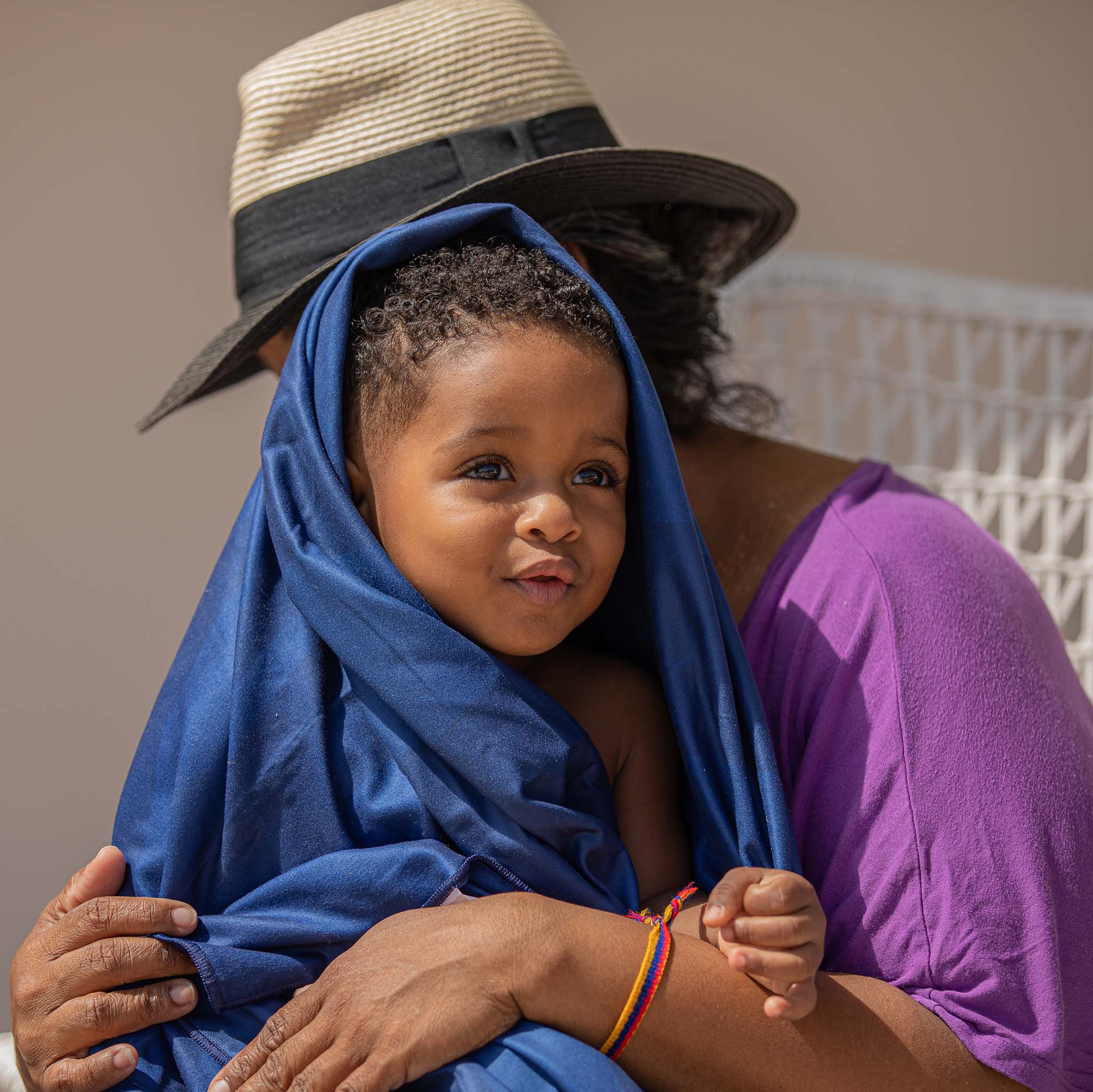 Beach Towel Microfiber - Blue - Vibrant Stripes - 135 x 65 cm