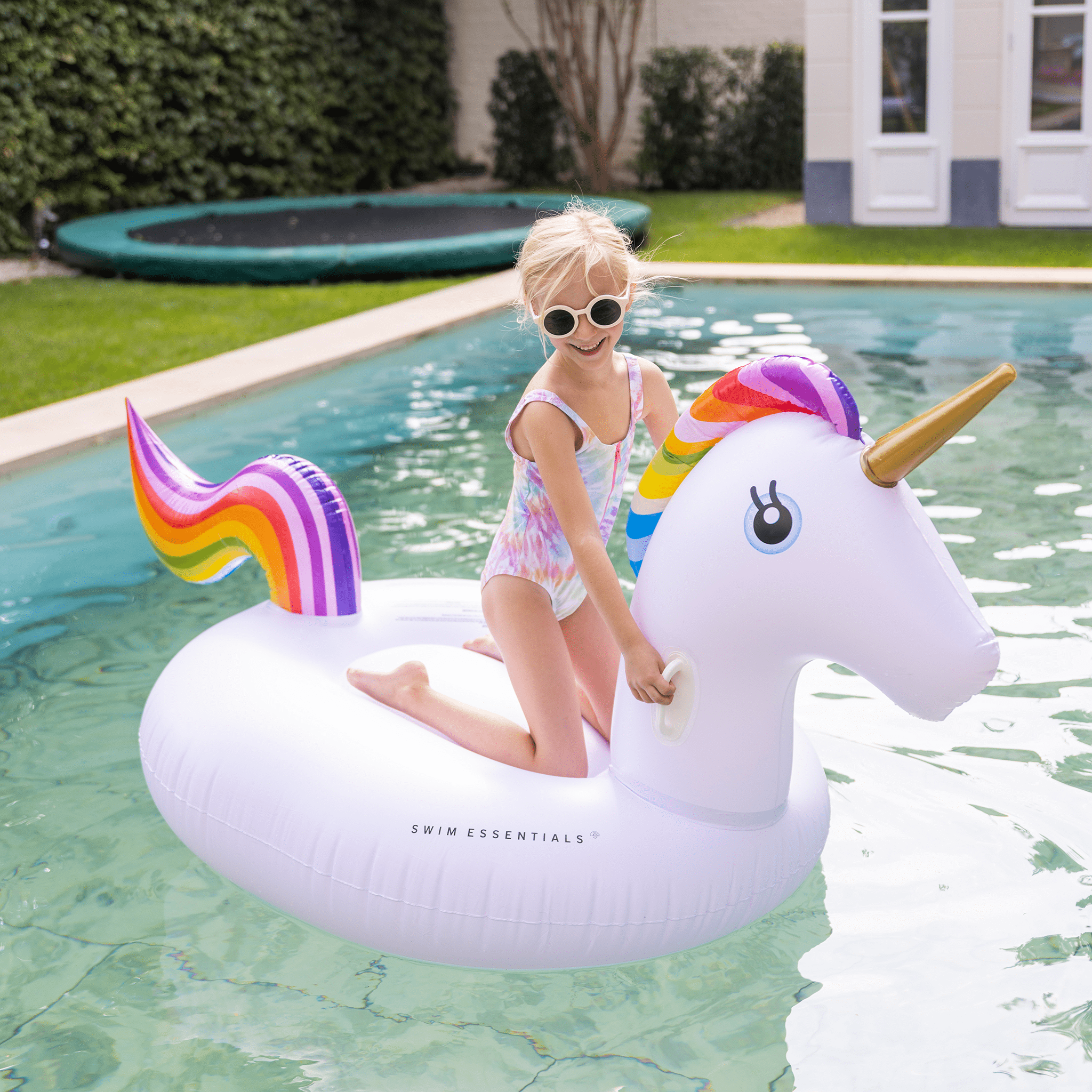 Inflatable Unicorn XXL - White - Dreamscape