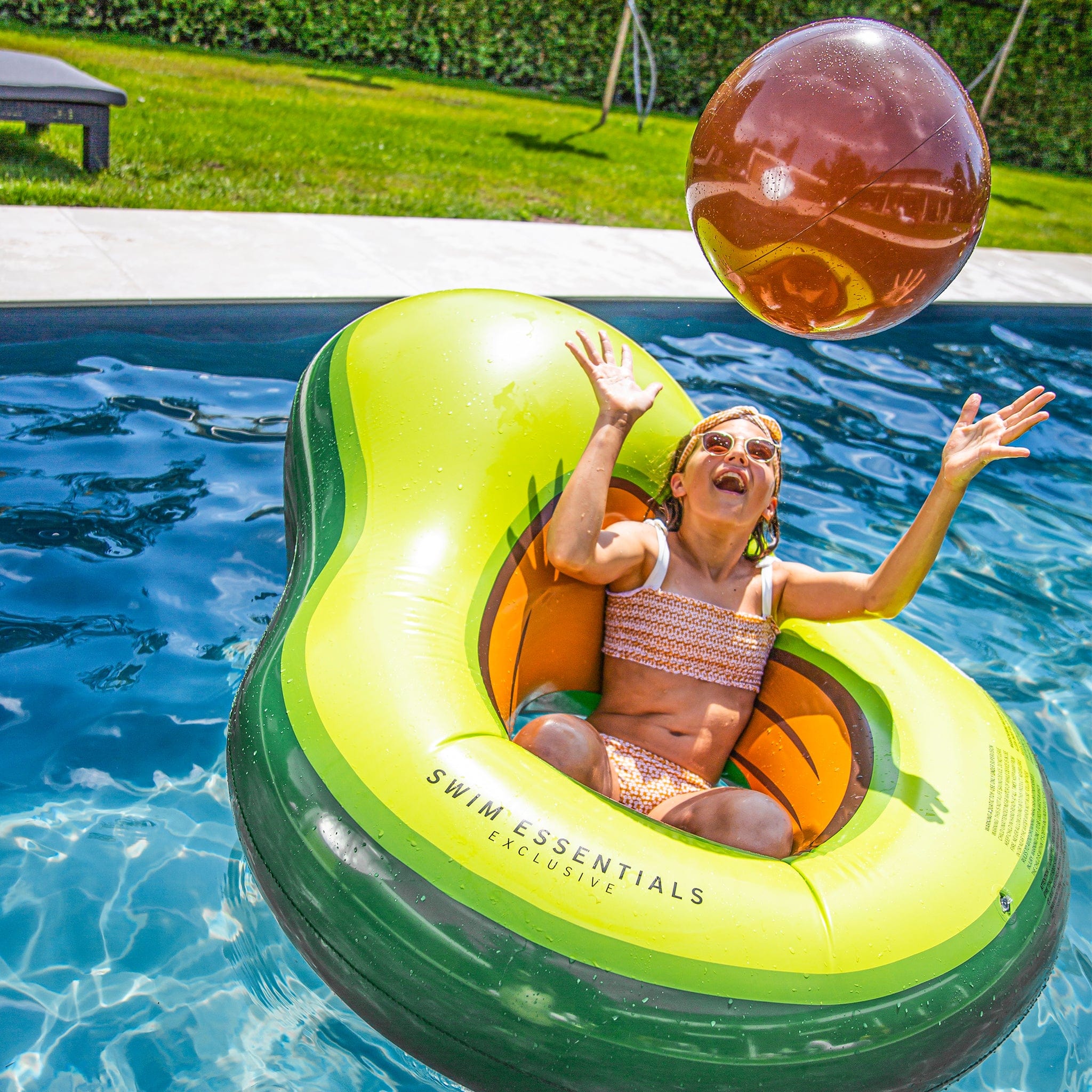 Pool Float - Green - Tropical Bliss Avocado - incl. Beachball